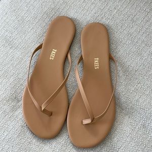 Brand new Tkees "Nudes" sandals